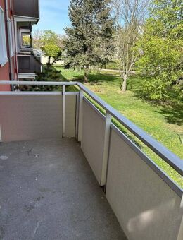 4-Zimmer-Wohnung mit Balkon für die Familie! - Bad Dürrenberg