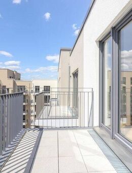 Penthouse-Feeling mit Lichtfülle und Stil: Exklusives Wohnen in bester Lage - Frankfurt (Main)