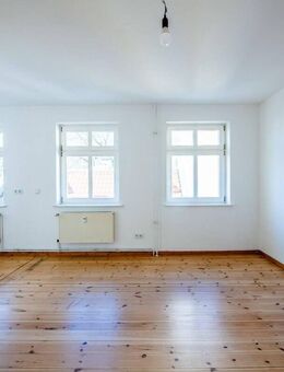 Gründerzeit-Traum: BEZUGSFREI mit Dachboden zum Selbstausbau - WF 40 m², NF 50 m² - Berlin