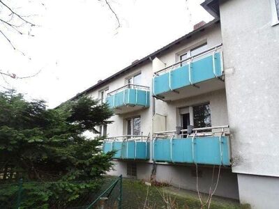 Gut geschnittene 3 Zimmer Familienwohnung mit Balkon in Porz-Gremberghoven für Selbstnutzer geeignet