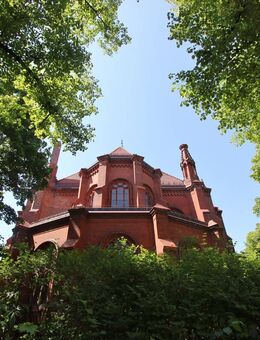 Elegante- modern ausgestattete- Stuckaltbauwohnung mit fünf Zimmern- mit Balkon und Kamin- im familienfreundlichen Gethsemanekiez - Berlin