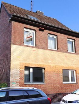 Vielseitig nutzbares Ein- bis Zweifamilienhaus mit Garten und Garage in Heinsberg-Waldenrath - Heinsberg