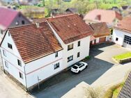 2-Familienhaus mit 3 Garagen, vielseitiger Halle und idyllischem Garten - Schlüchtern