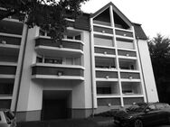 Renovierungsbedürftige Wohnung mit Loggia und Tiefgaragenstellplatz! - Offenbach (Main)