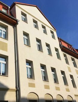 Altbaucharme nach Komplettsanierung - Wohnung mit Badewanne, Stellplatz UND Garten - Merseburg