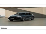 Audi RS3, LIMOUSINE V-MAX AUFHEBNUNG, Jahr 2022 - Mettmann