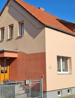 Exklusives Schmuckstück in Erfurt-Bischleben – Doppelhaushälfte mit Charme und modernem Komfort - Erfurt