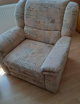 Verkaufe den Sessel. - Riesa