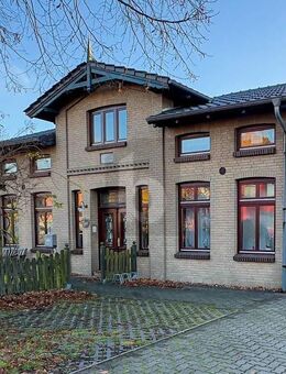 CHARAKTERHAUS MIT SEPARATEM KUTSCHERHAUS - Wankendorf