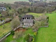 Historischer Vierkanthof mit großem Wohnhaus und Grünland - Mettmann