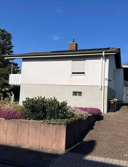 Schönes freistehendes Einfamilienhaus in ruhiger und exklusiver Lage in Zweibrücken - Zweibrücken