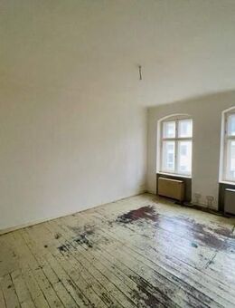 Sanierungsbedürftige Single Altbauwohnung nahe Kiehlufer! - Berlin
