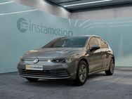 VW Golf, 1.5 TSI 8 VIII Life, Jahr 2024 - München