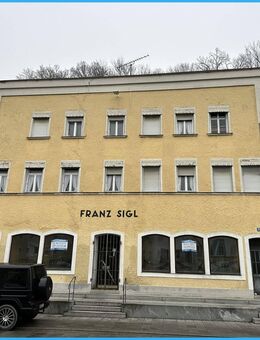 DIPLOM-Immowirt MAIER !! Großzügiges Wohn- u. Geschäftshaus am Marktplatz zu freien Entfaltung !! - Tann