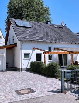 Provisionsfrei: Neuwertiges freihstehendes EFH in zweiter Reihe - Offenbach (Main)
