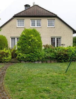 Haus mit zwei Wohnungen in Jesteburg - Jesteburg