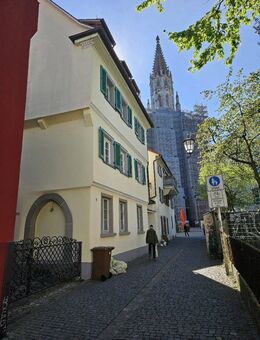 Historisches Gebäudeensemble bestehend aus einem Stadthaus und einem Mehrfamilienhaus mit 7 Wohnunge - Konstanz