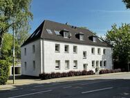 Traumhaftes Wohnen: Liebevoll sanierte Altbauwohnung mit malerischen Garten mitten in Erkelenz Stadt - Erkelenz