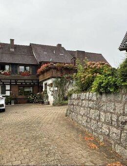 vermietetes 2-Fam.-Haus im begehrten Rebland mit Erweiterungspotential - Offenburg