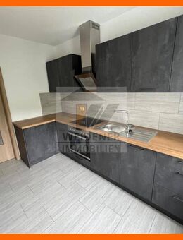 Neuwertig sanierte 2 Zimmer Wohnung mit EBK, Dusche und Wanne in Gera Pforten! - Gera