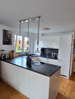 Moderne Nolte-Küche in Top-Zustand zu verkaufen - München Trudering-Riem