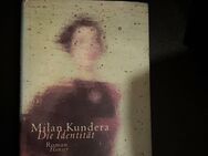 Die Identität von Milan Kundera (1998, Gebundene Ausgabe) - Essen