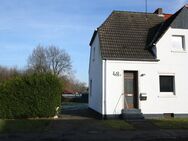 EINFAMILIENHAUS MIT TERRASSE - STELLPLÄTZE - GROSSER GARTEN VON DER STRASSE ZUGÄNGLICH - Herten