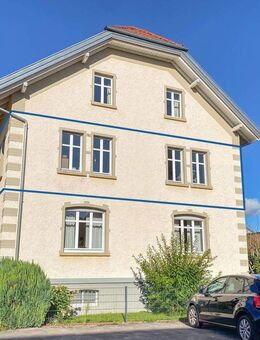 Charmante 4-Zimmer Altbauwohnung mit hohen Decken und Balkon in zentrumsnaher Lage von Isny - Isny (Allgäu)