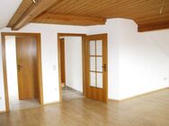 Schöne DG-Wohnung im 2. OG mit Südbalkon ! - Obertaufkirchen