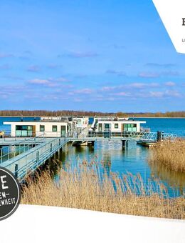 Wohlfühlen & Rendite auf dem Wasser! Hausboot, zwei Ebenen, Schlafzimmern & Seeterrassen in Ribnitz! - Ribnitz-Damgarten