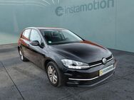 VW Golf, 1.0 TSI VII 110 Comfortline LM16Z, Jahr 2018 - München