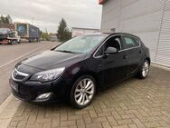 Opel Astra J Lim #Euro5 #Tüv #112Tkm #Garantie #8Fach - Bad Dürrheim