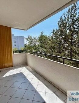 Helle, freie 2-Zimmer-Wohnung mit Balkon und Stellplatz - Überlingen