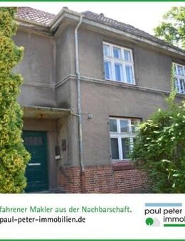 Sanierung oder Abriss, 2 Wohneinheiten, Ausbaureserve, 924m² Grundstück, innenstadtnah, Neumünster - Neumünster