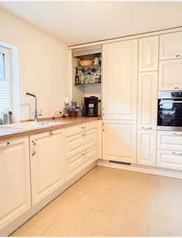 Modernisiertes Fachwerkhaus mit entwicklungsfähigem Nebengebäude in Laubach - OT - Laubach (Hessen)