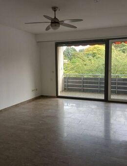 Hell und großzügig: optimal aufgeteilte 2-Zimmerwohnung mit großem Balkon in D-Hassels! - Düsseldorf