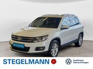 VW Tiguan, 1.4 TSI Lounge, Jahr 2015 - Detmold