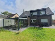 *Freistehendes Einfamilienhaus mit Garten, Wintergarten & Garage - Ideal für Familien mit Kindern * - Alsdorf (Nordrhein-Westfalen)