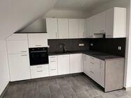 Super geschnittene 2 Zimmer Dachgeschosswohnung mit Einbauküche. - Gronau (Westfalen)