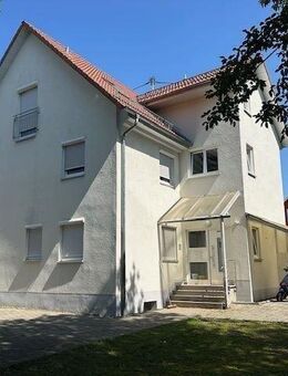 ...schöne, helle 3,5 Zimmerwohnung in zentraler Lage von Bad Schussenried - Bad Schussenried