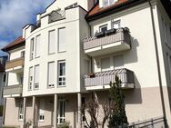 Preußisches Viertel: Helle 4-Zimmer Wohnung im ersten Obergeschoss mit Balkon und Lift - Dresden