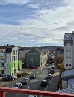 Zentrale 2 -Rauum Wohnung in ruhiger und gepflegter Hausgemeinschaft - Plauen