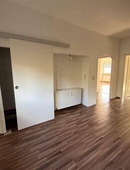 VERKAUFT!! Dreifamilienhaus mit Garten in 66115 Saarbrücken / Burbach zu verkaufen - Saarbrücken