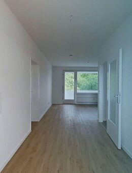 Besonders geschnittene 3-Zimmer-Wohnung mit BALKON und BADEWANNE - Göttingen