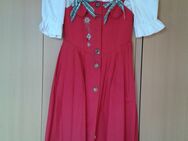 Hübsches rotes Kinderkleid, Gr. 140 - Veitsbronn