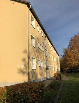 Bei VIVAWEST die Sonnenstrahlen auf dem eigenen Balkon genießen. - Duisburg