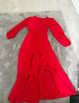 Rotes Freizeitkleid für Freizeit - Leverkusen