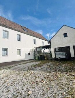 ***Stadthaus mit Charakter und Potenzial in Selb*** - Selb