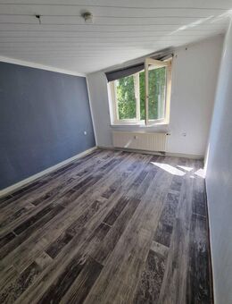 gut geschnittene 3 Raum Wohnung - Hohenmölsen