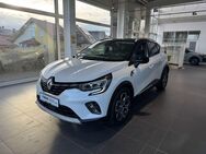 Renault Captur, E-TECH PLUG-in 160 INTENS, Jahr 2021 - Radeberg